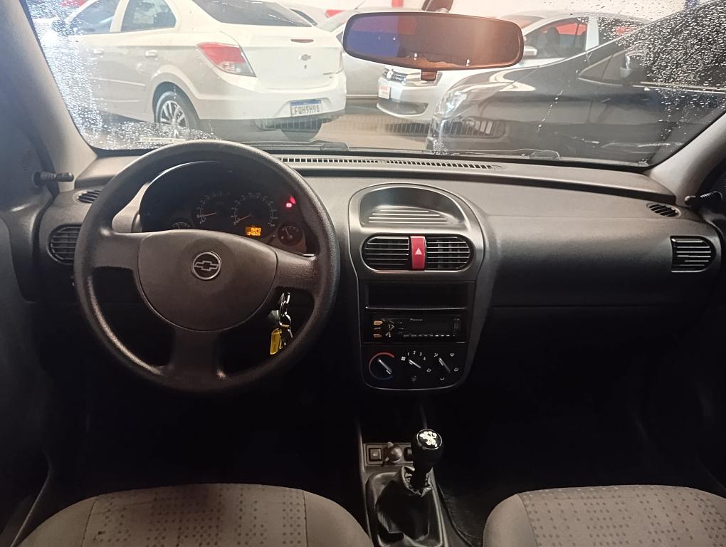 CHEVROLET Corsa Hatch - Foto