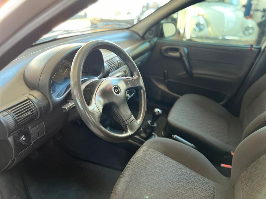 CHEVROLET Corsa Sedan - Miniatura