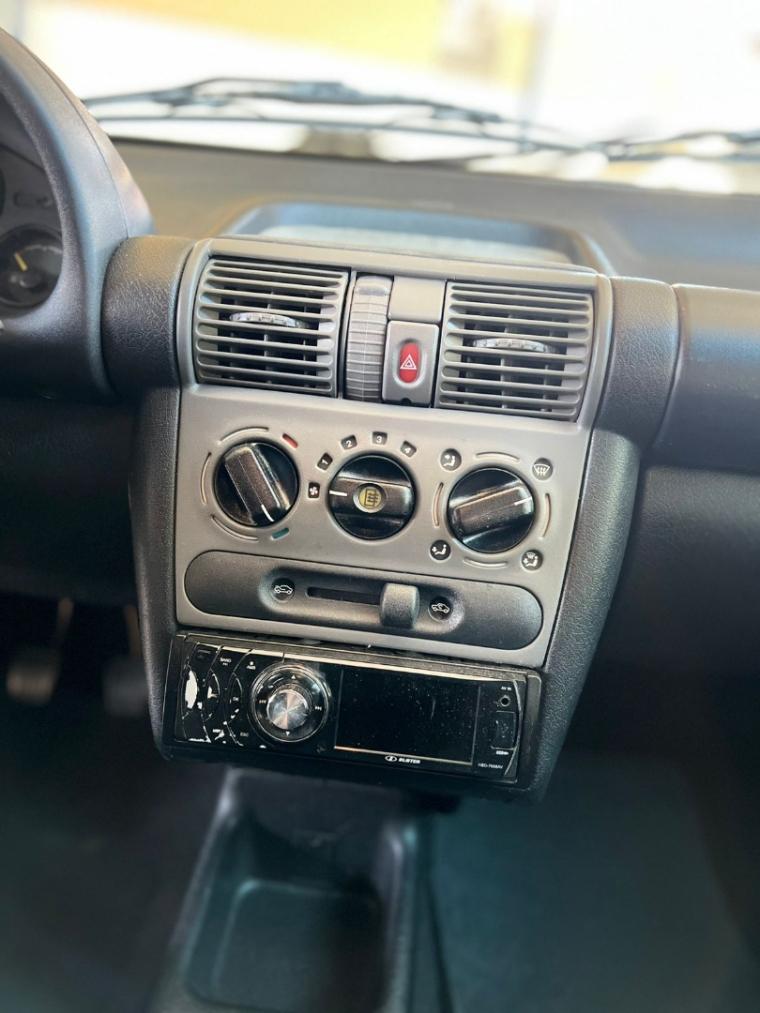 CHEVROLET Corsa Sedan - Foto