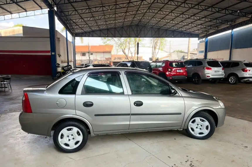 CHEVROLET Corsa Sedan - Foto