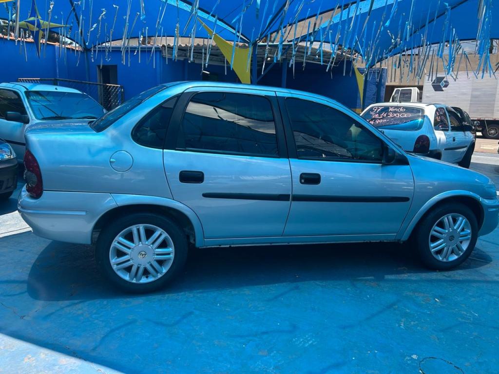 CHEVROLET Corsa Sedan - Foto