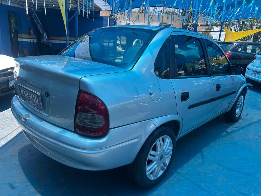 CHEVROLET Corsa Sedan - Foto