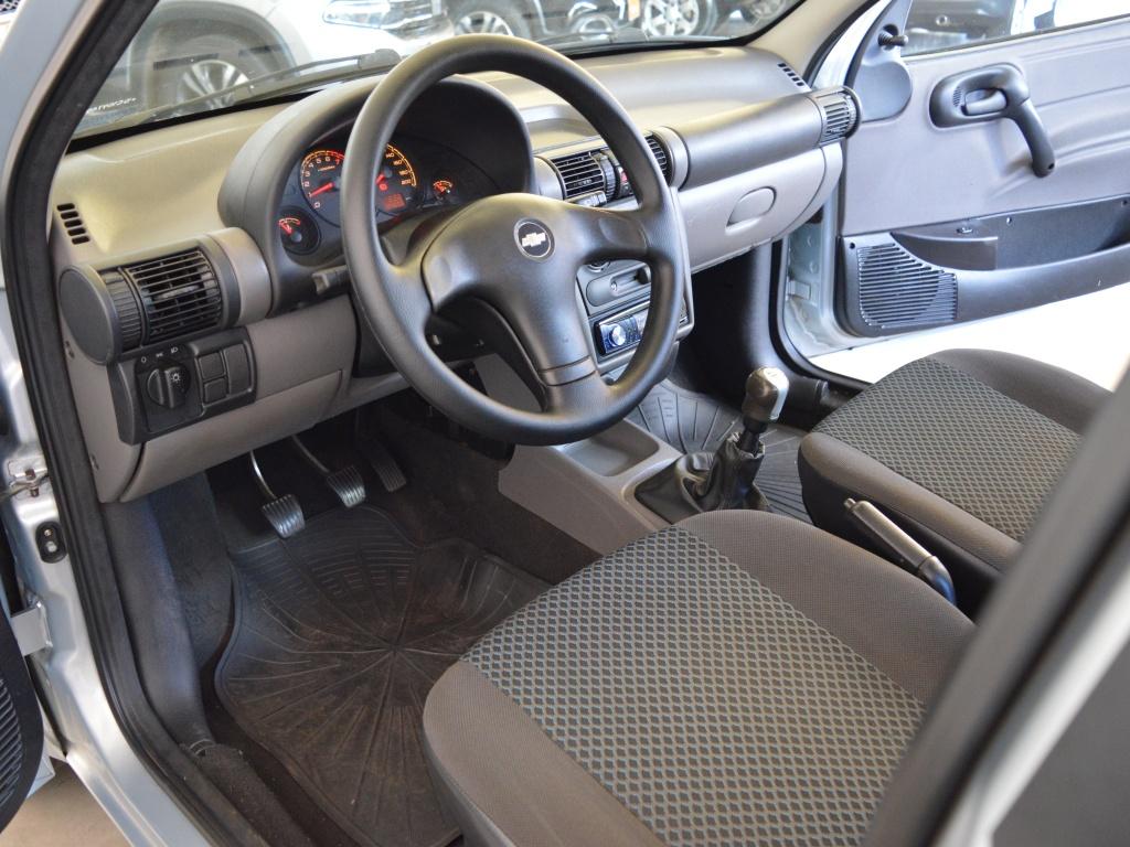 CHEVROLET Corsa Sedan - Foto