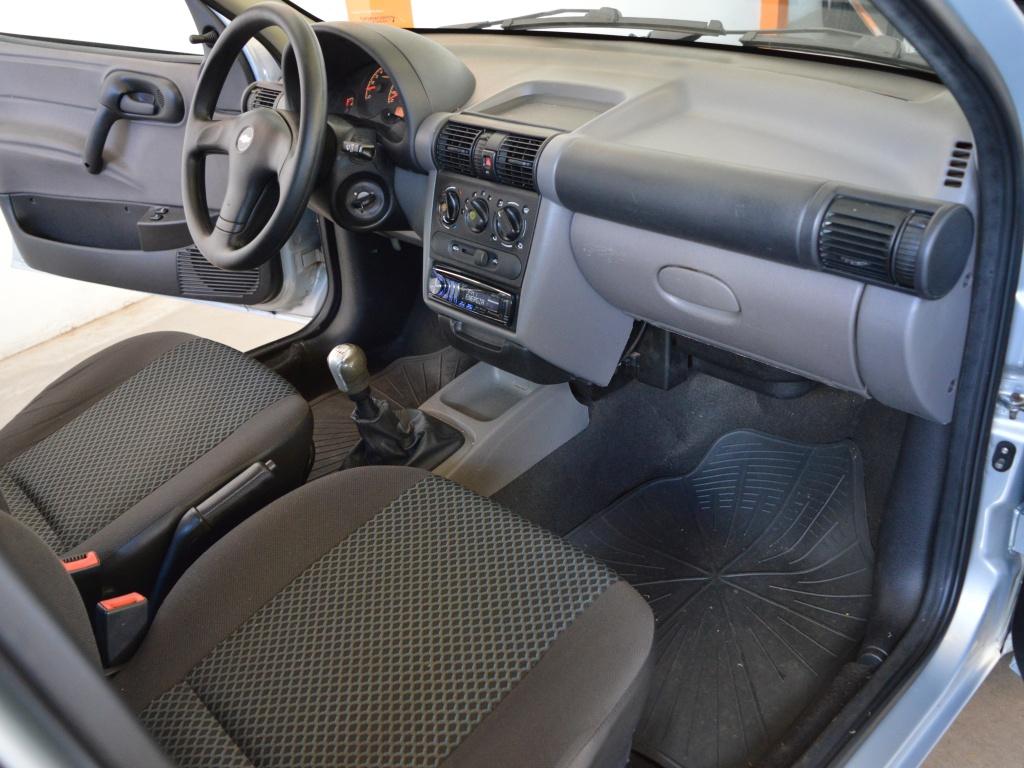 CHEVROLET Corsa Sedan - Foto