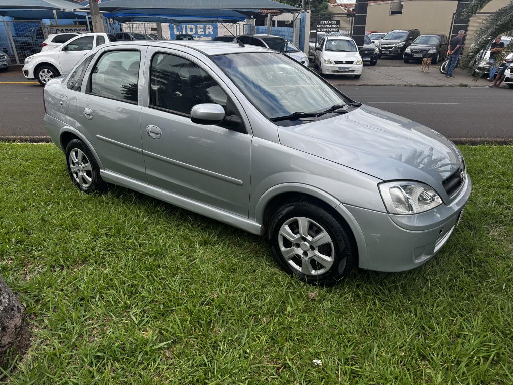 CHEVROLET Corsa Sedan - Foto