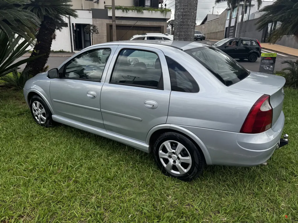 CHEVROLET Corsa Sedan - Foto