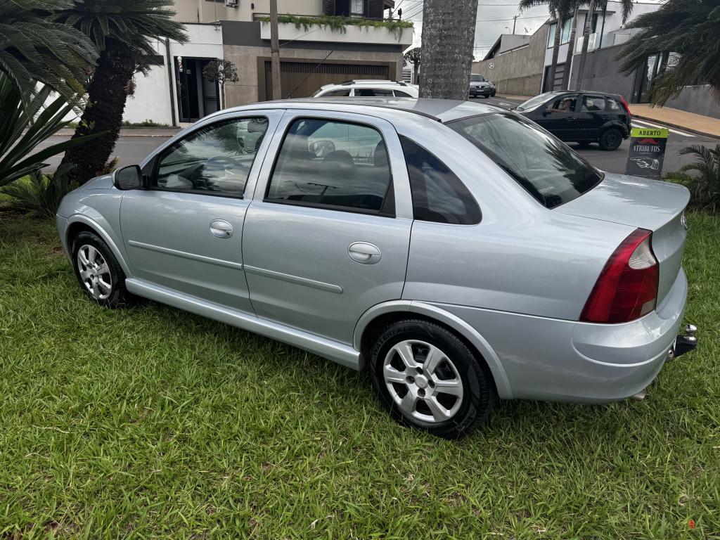 CHEVROLET Corsa Sedan - Foto