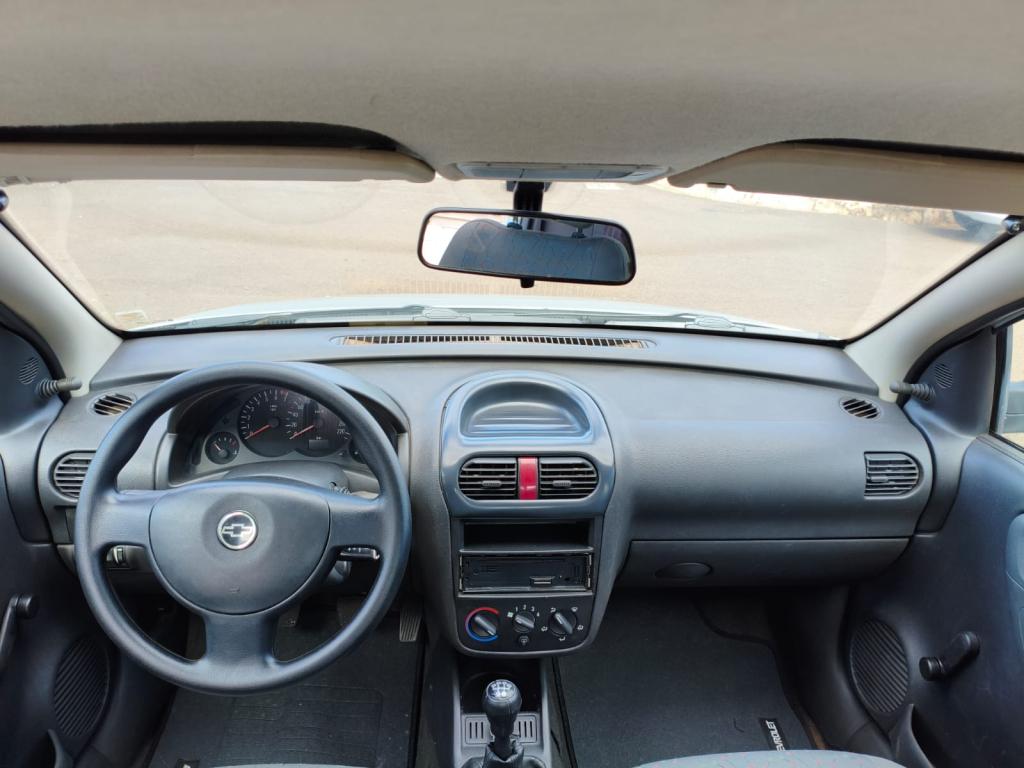 CHEVROLET Corsa Sedan - Foto