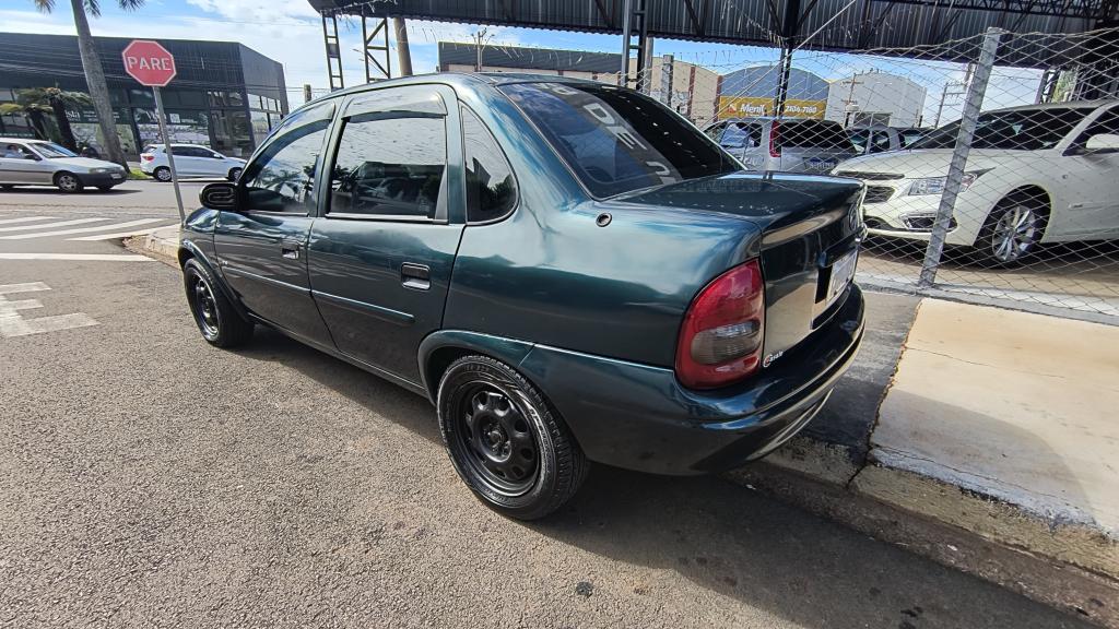 CHEVROLET Corsa Sedan - Foto