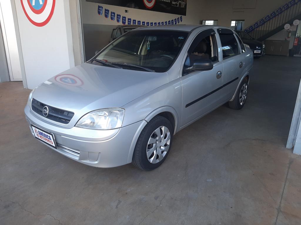 CHEVROLET Corsa Sedan - Foto