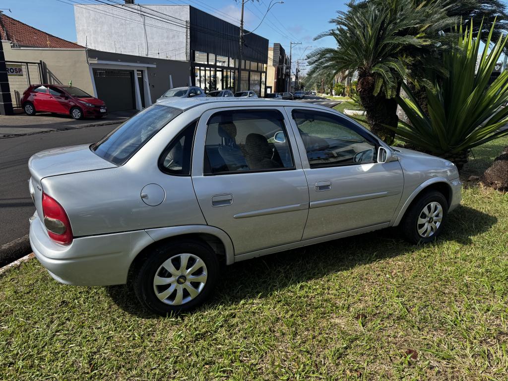 CHEVROLET Corsa Sedan - Foto