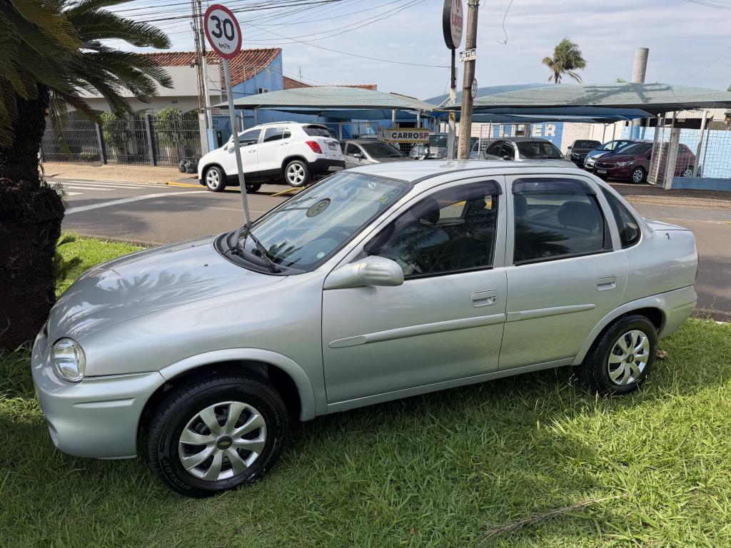 CHEVROLET Corsa Sedan