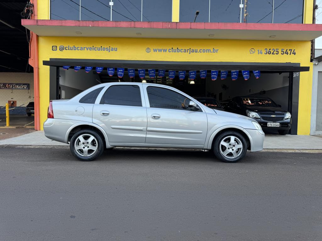 CHEVROLET Corsa Sedan