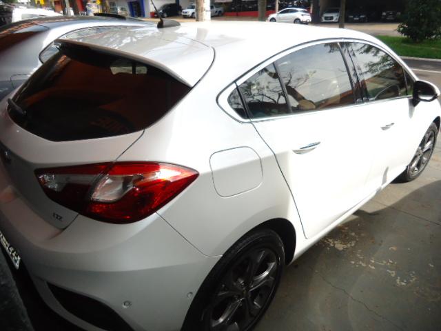 CHEVROLET Cruze Hatch - Foto