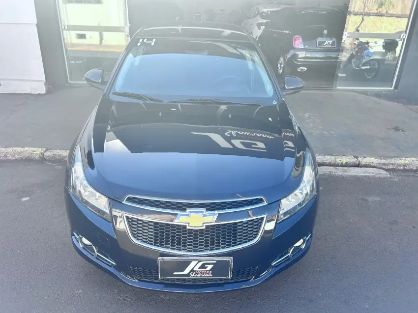 CHEVROLET Cruze Hatch - Foto
