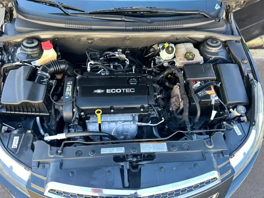 CHEVROLET Cruze Hatch - Foto