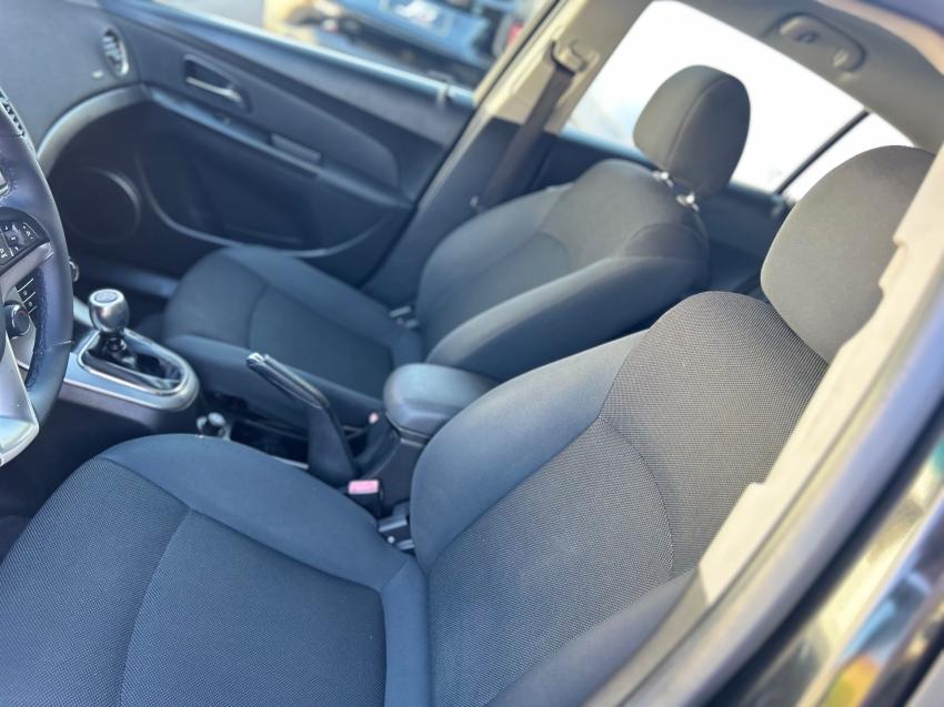 CHEVROLET Cruze Hatch - Foto