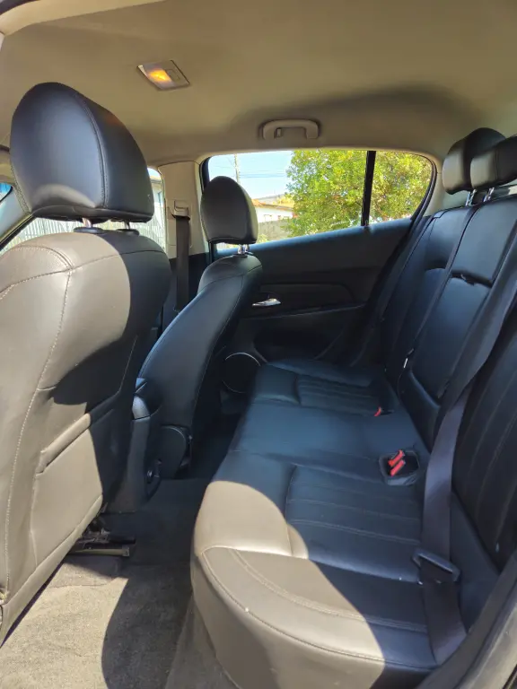 CHEVROLET Cruze Hatch - Foto