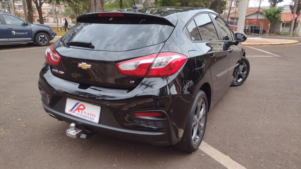 CHEVROLET Cruze Hatch - Foto