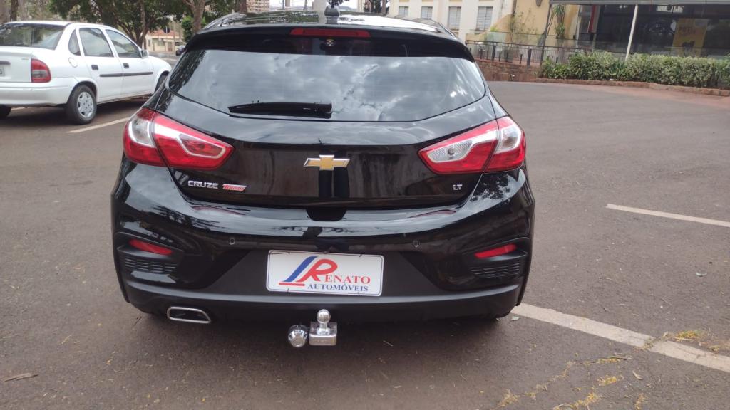 CHEVROLET Cruze Hatch - Foto