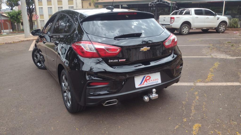 CHEVROLET Cruze Hatch - Foto