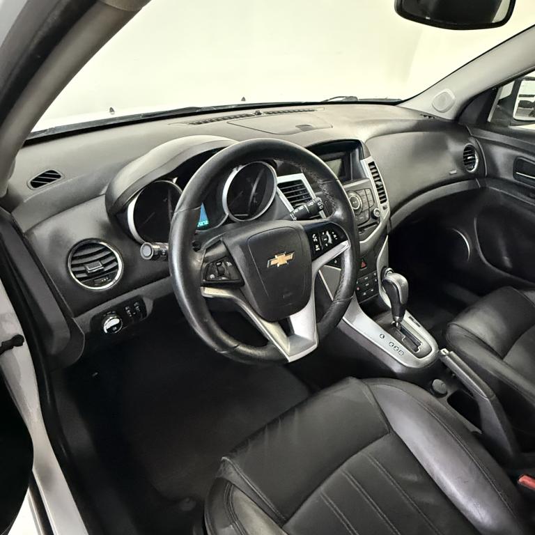 CHEVROLET Cruze Hatch - Foto