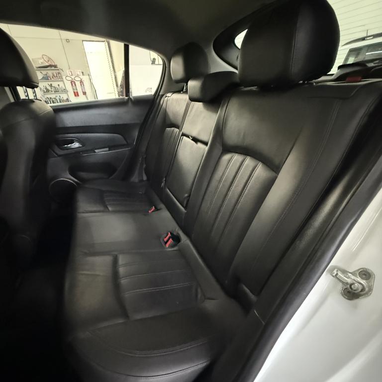 CHEVROLET Cruze Hatch - Foto