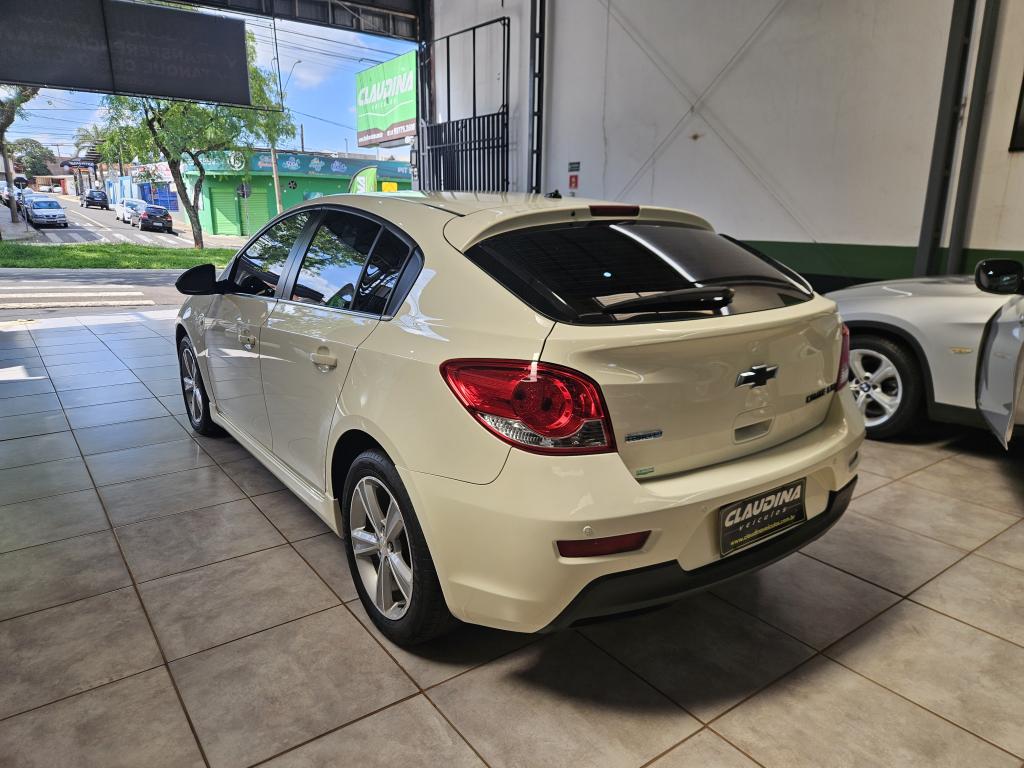 CHEVROLET Cruze Hatch - Foto