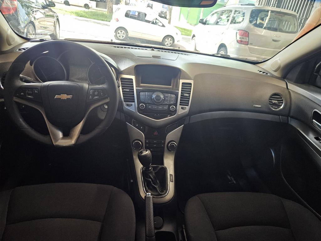 CHEVROLET Cruze Hatch - Foto