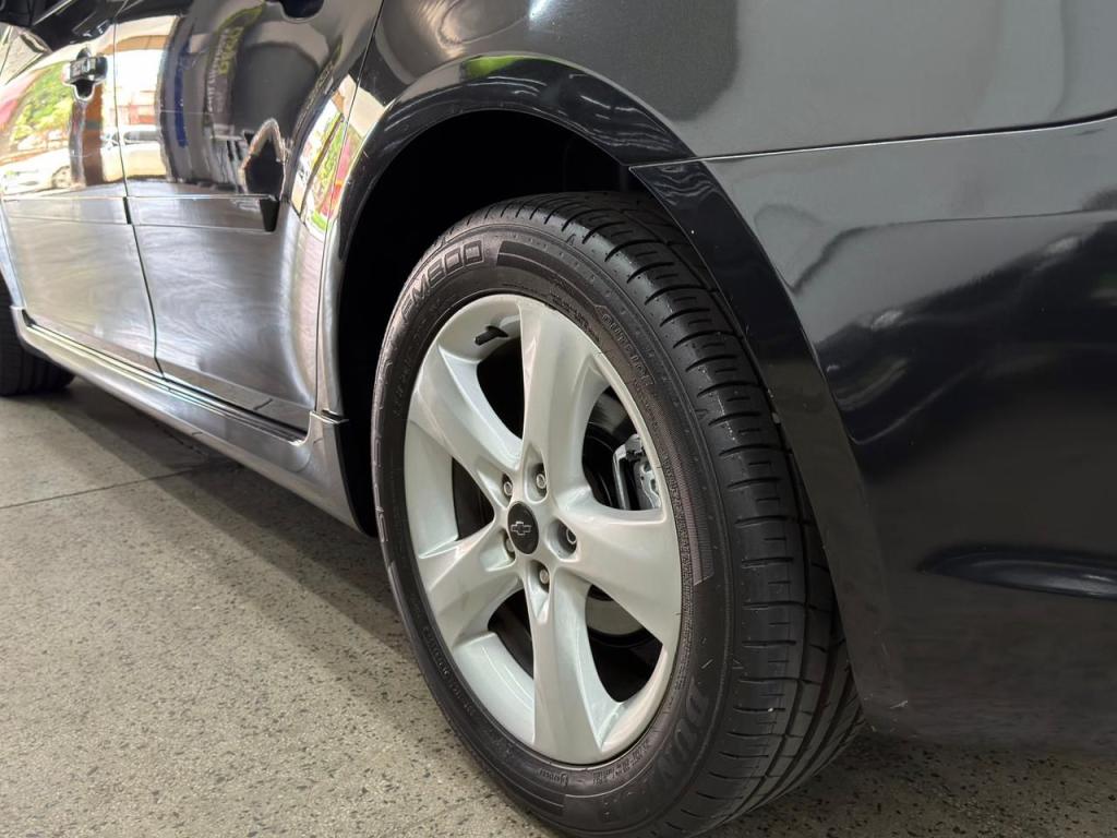 CHEVROLET Cruze Hatch - Foto