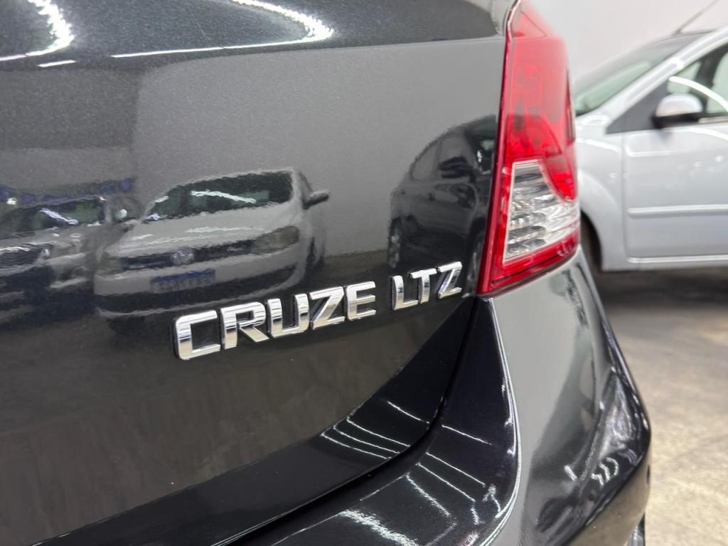 CHEVROLET Cruze Hatch - Foto