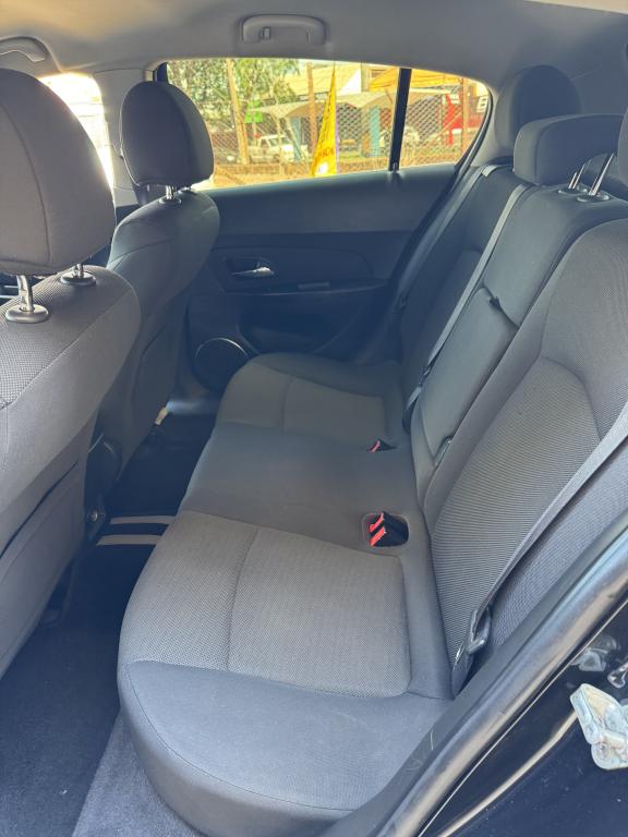 CHEVROLET Cruze Hatch - Foto
