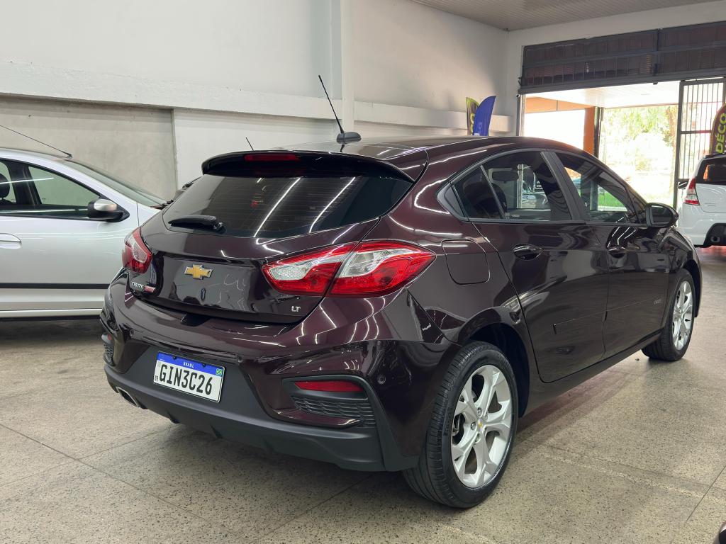 CHEVROLET Cruze Hatch - Foto