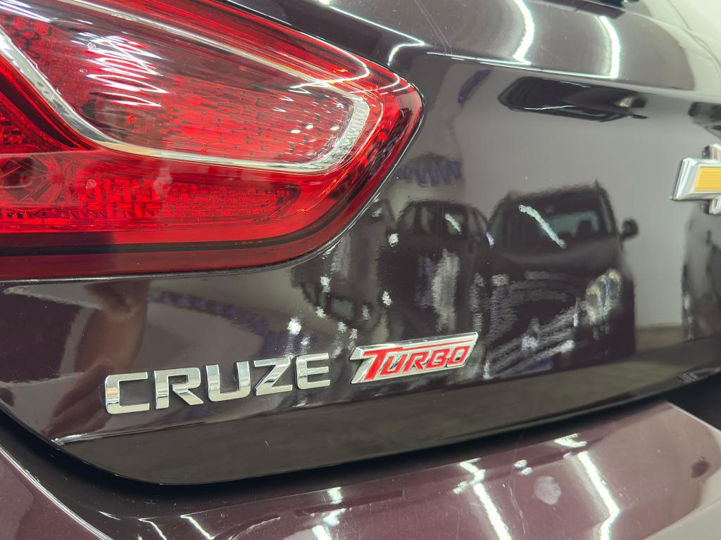 CHEVROLET Cruze Hatch - Foto