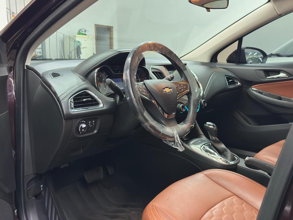 CHEVROLET Cruze Hatch - Foto