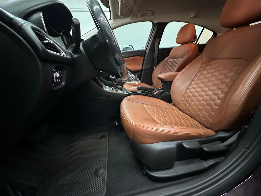 CHEVROLET Cruze Hatch - Foto