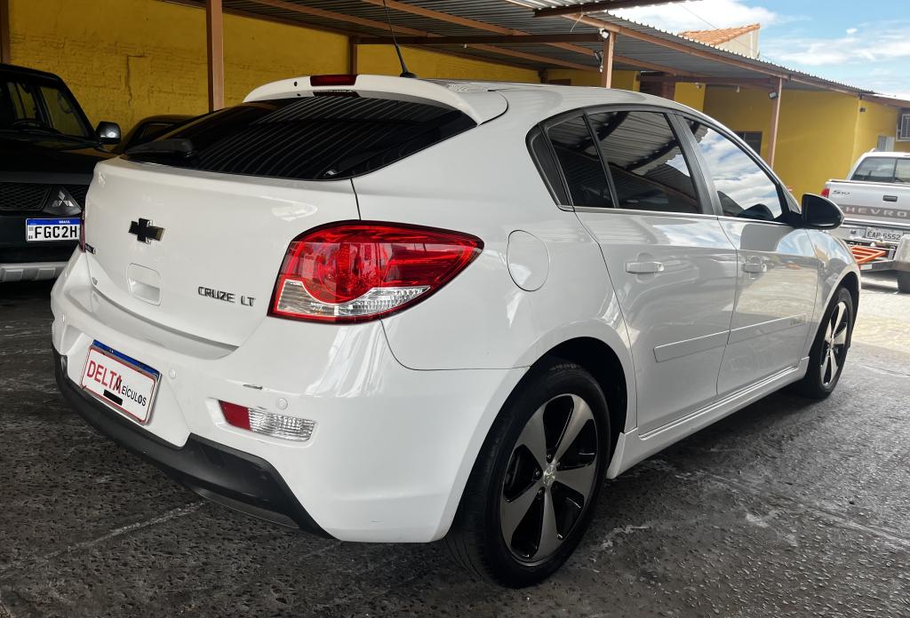 CHEVROLET Cruze Hatch - Foto