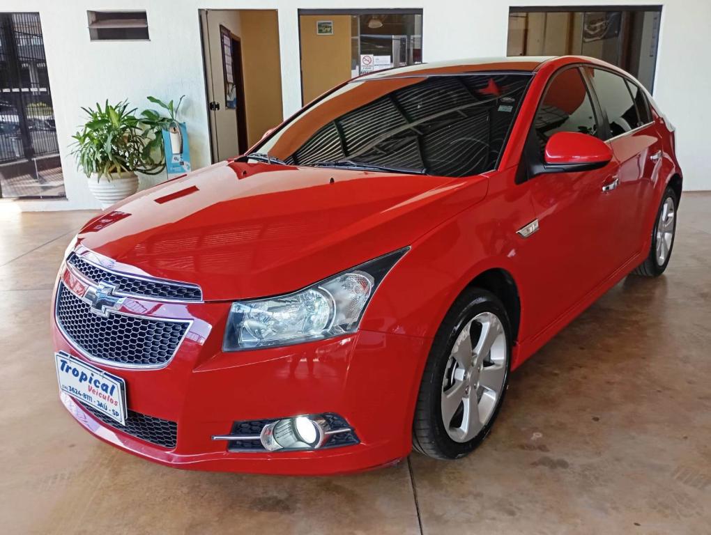 CHEVROLET Cruze Hatch - Foto