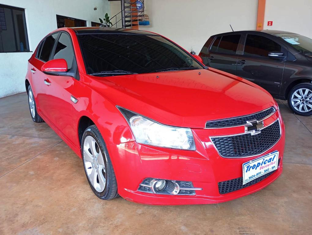 CHEVROLET Cruze Hatch - Foto