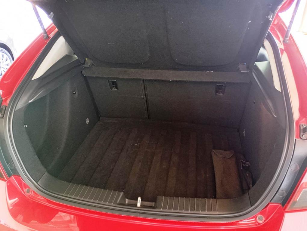 CHEVROLET Cruze Hatch - Foto