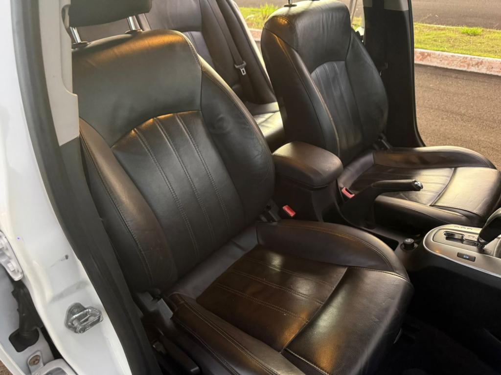 CHEVROLET Cruze Hatch - Foto