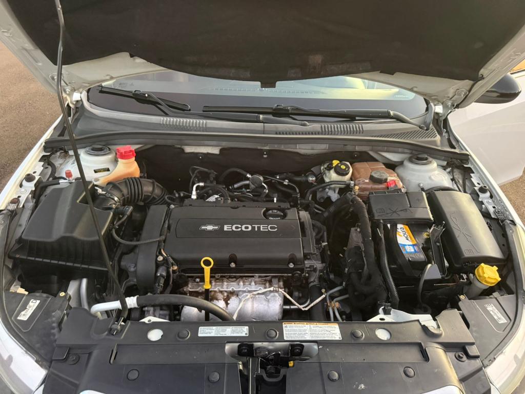 CHEVROLET Cruze Hatch - Foto