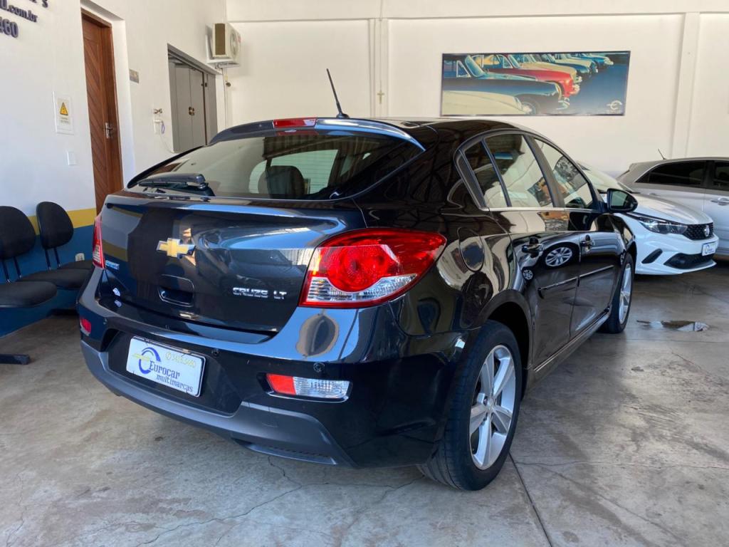 CHEVROLET Cruze Hatch - Foto
