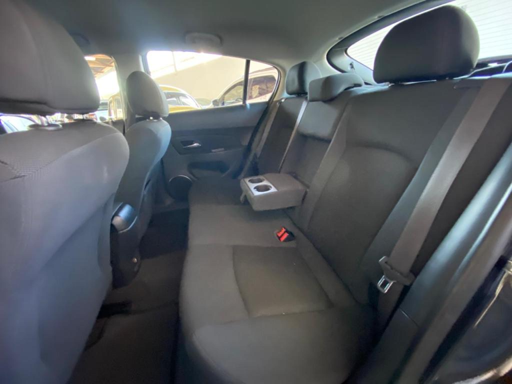 CHEVROLET Cruze Hatch - Foto