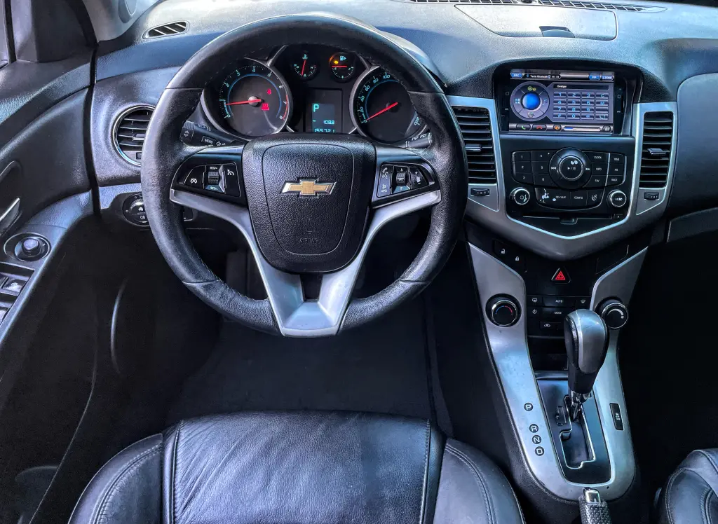 CHEVROLET Cruze Hatch - Foto