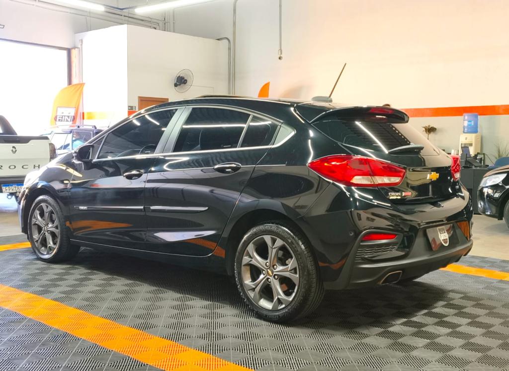 CHEVROLET Cruze Hatch - Foto