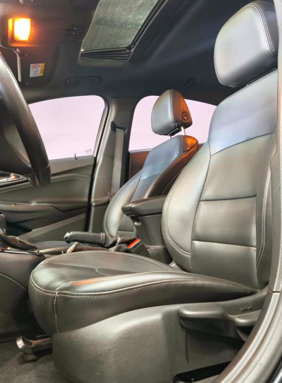 CHEVROLET Cruze Hatch - Foto