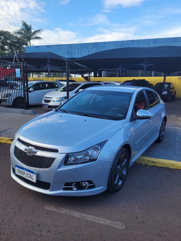CHEVROLET Cruze Hatch - Foto