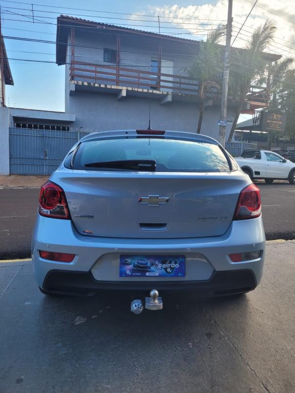 CHEVROLET Cruze Hatch - Foto