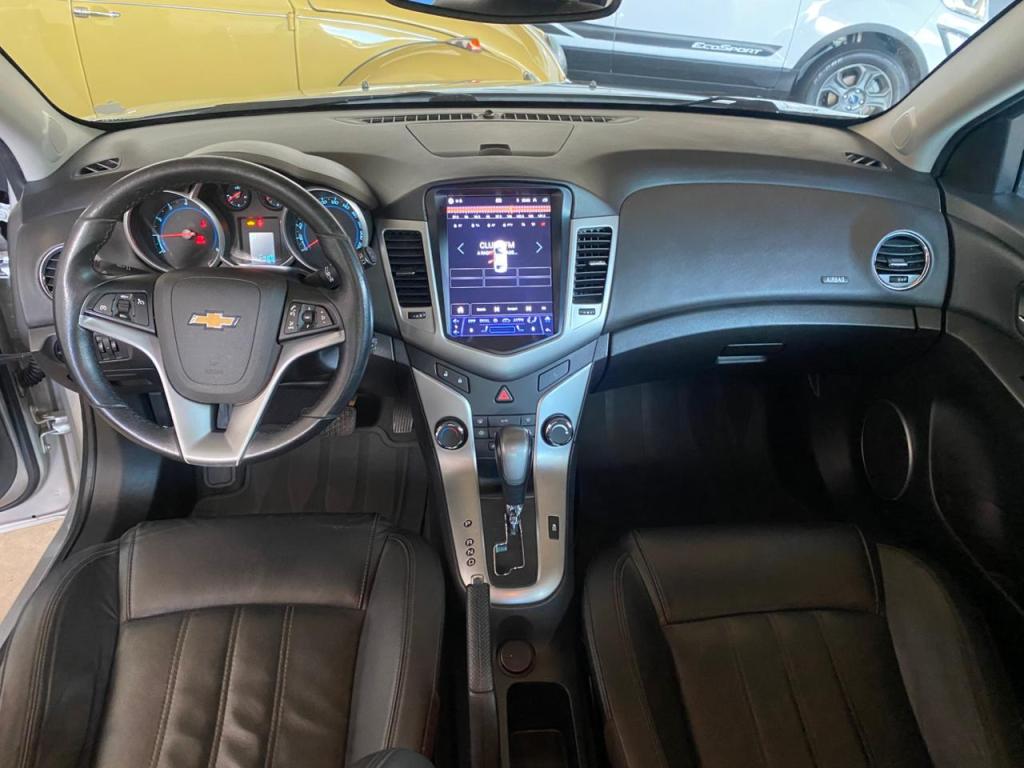 CHEVROLET Cruze Hatch - Foto